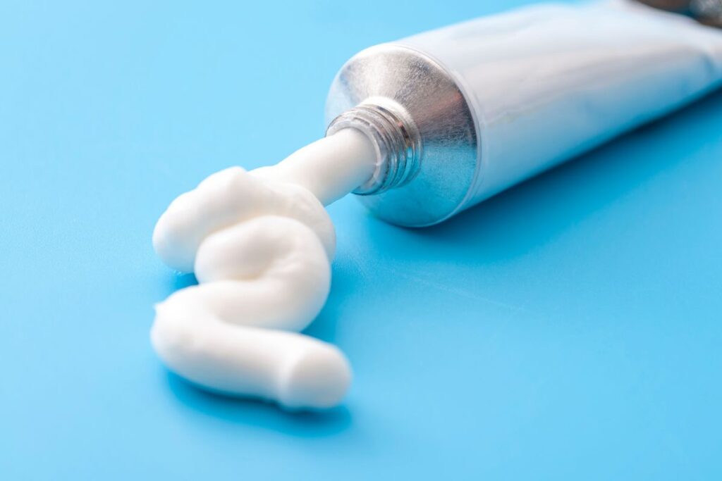 Topical ointment for acne